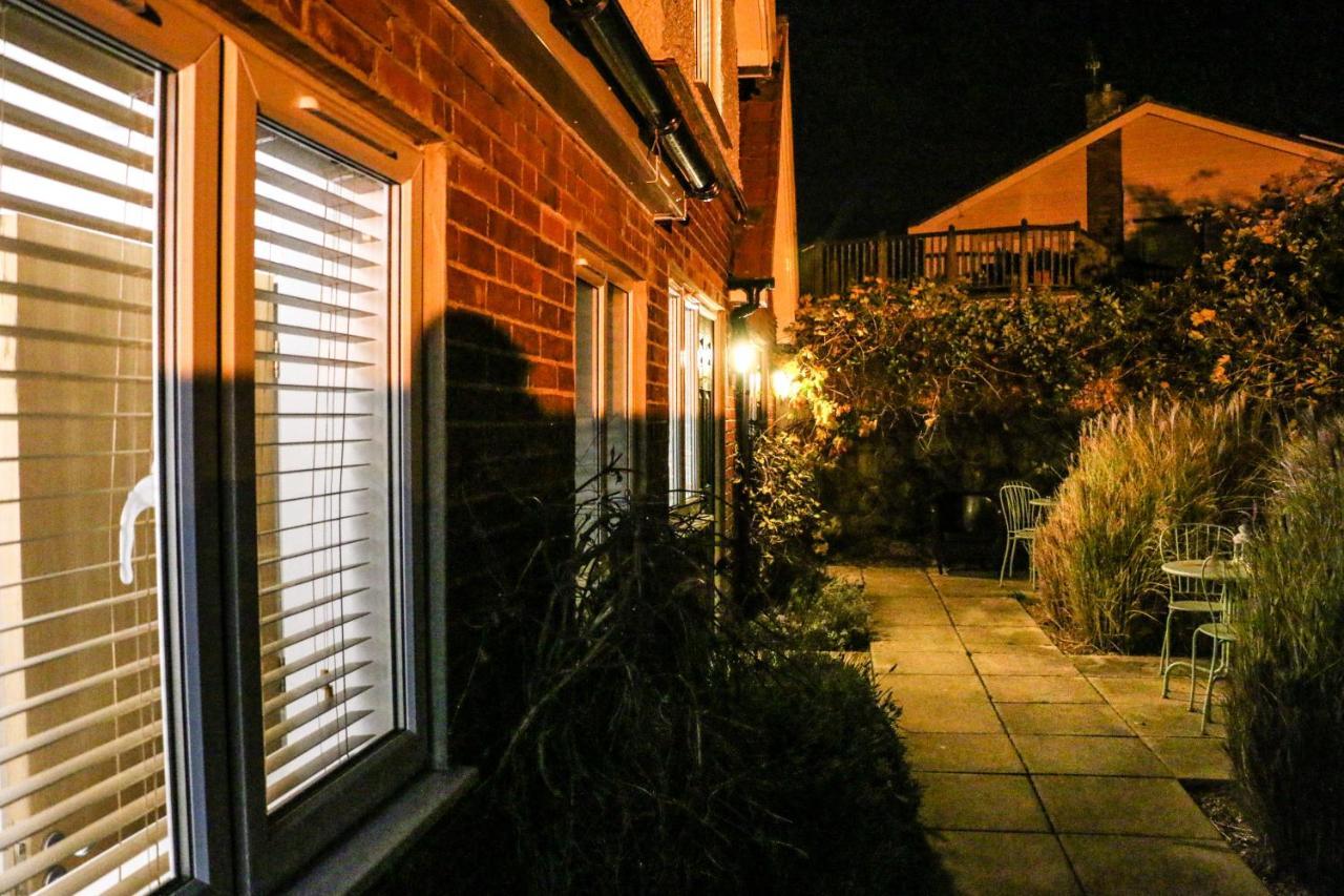 The Victory At Mersea West Mersea Exterior photo